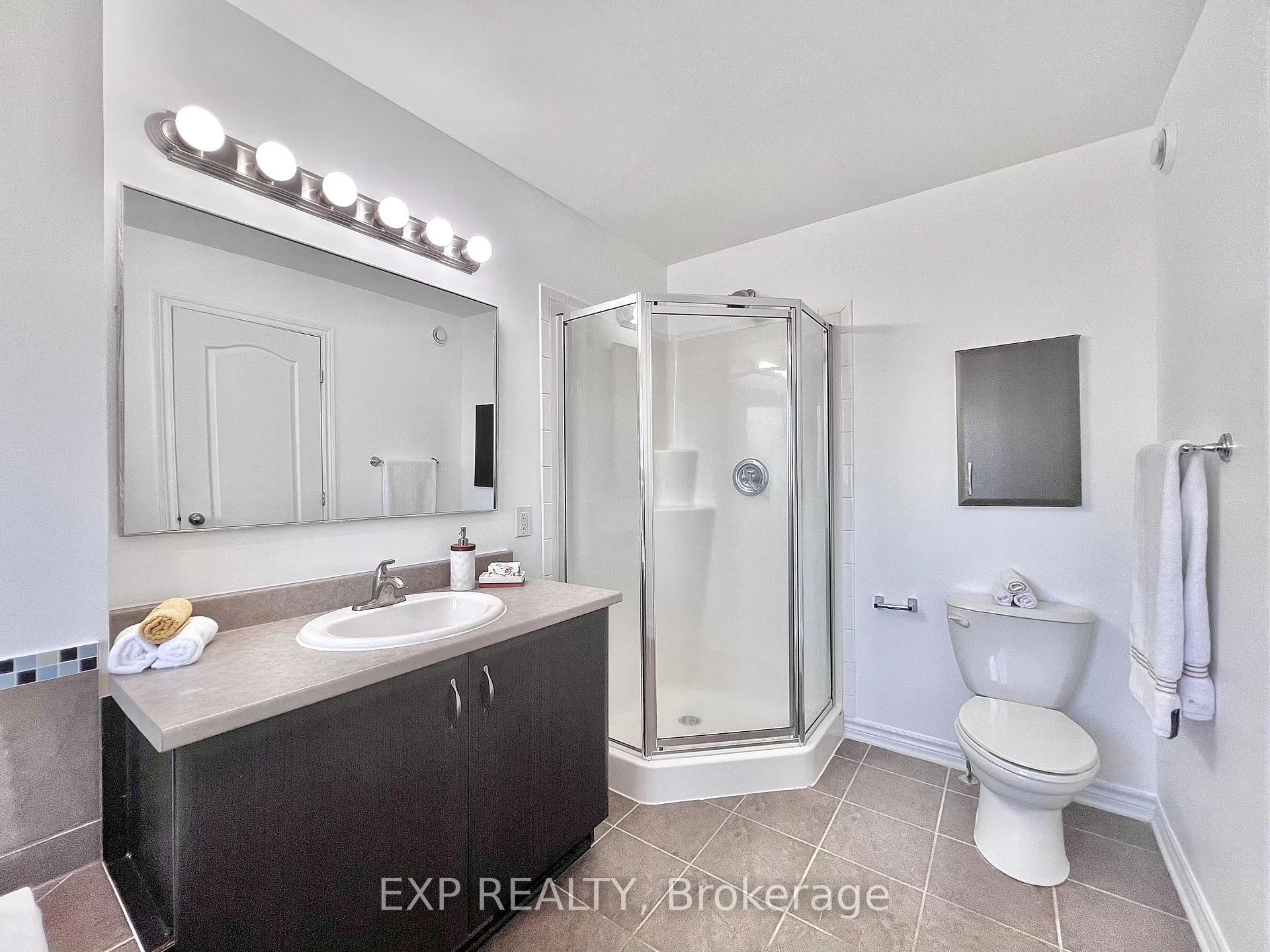 Photo 39 of 457 Foxhall Way, Ottawa, Kanata - Bridlewood — HOMEH