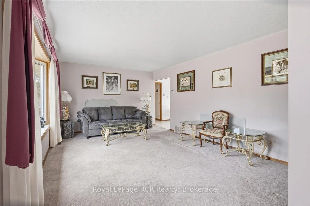 Photo 7 of 207 George Street S, Arran-Elderslie — HOMEH
