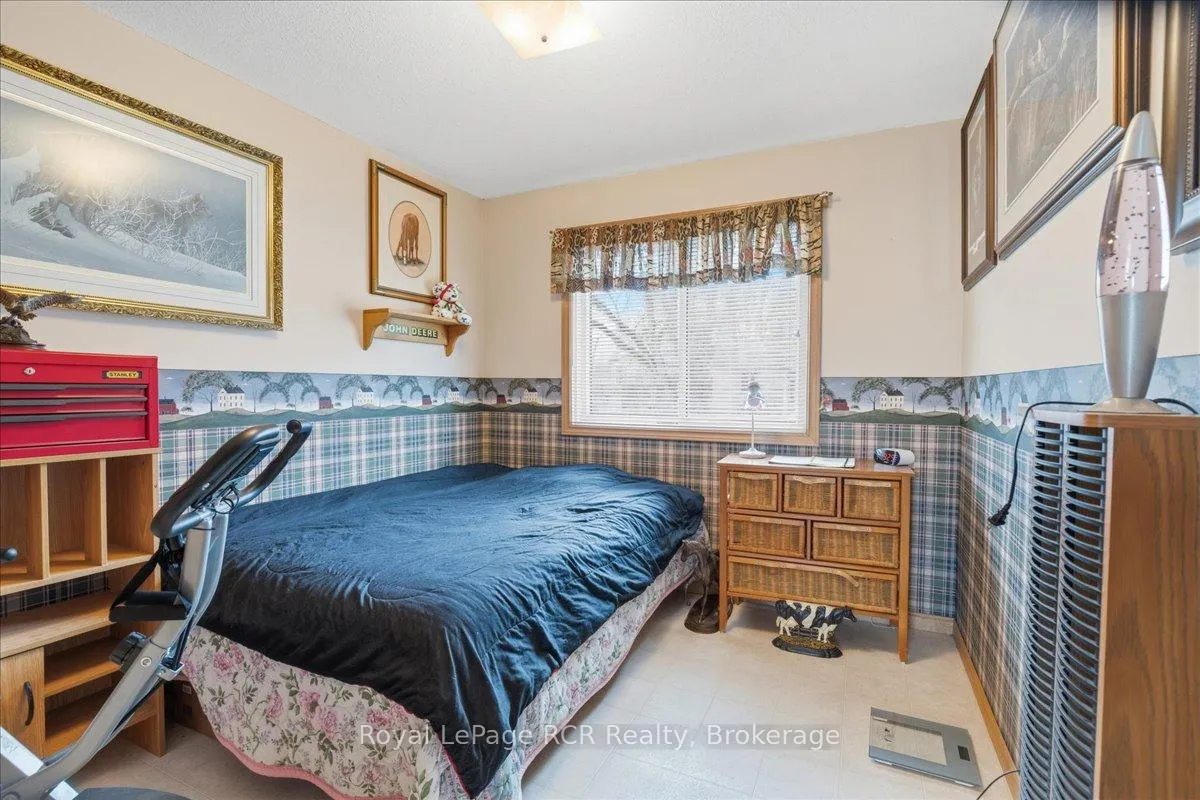 Photo 11 of 207 George Street S, Arran-Elderslie — HOMEH