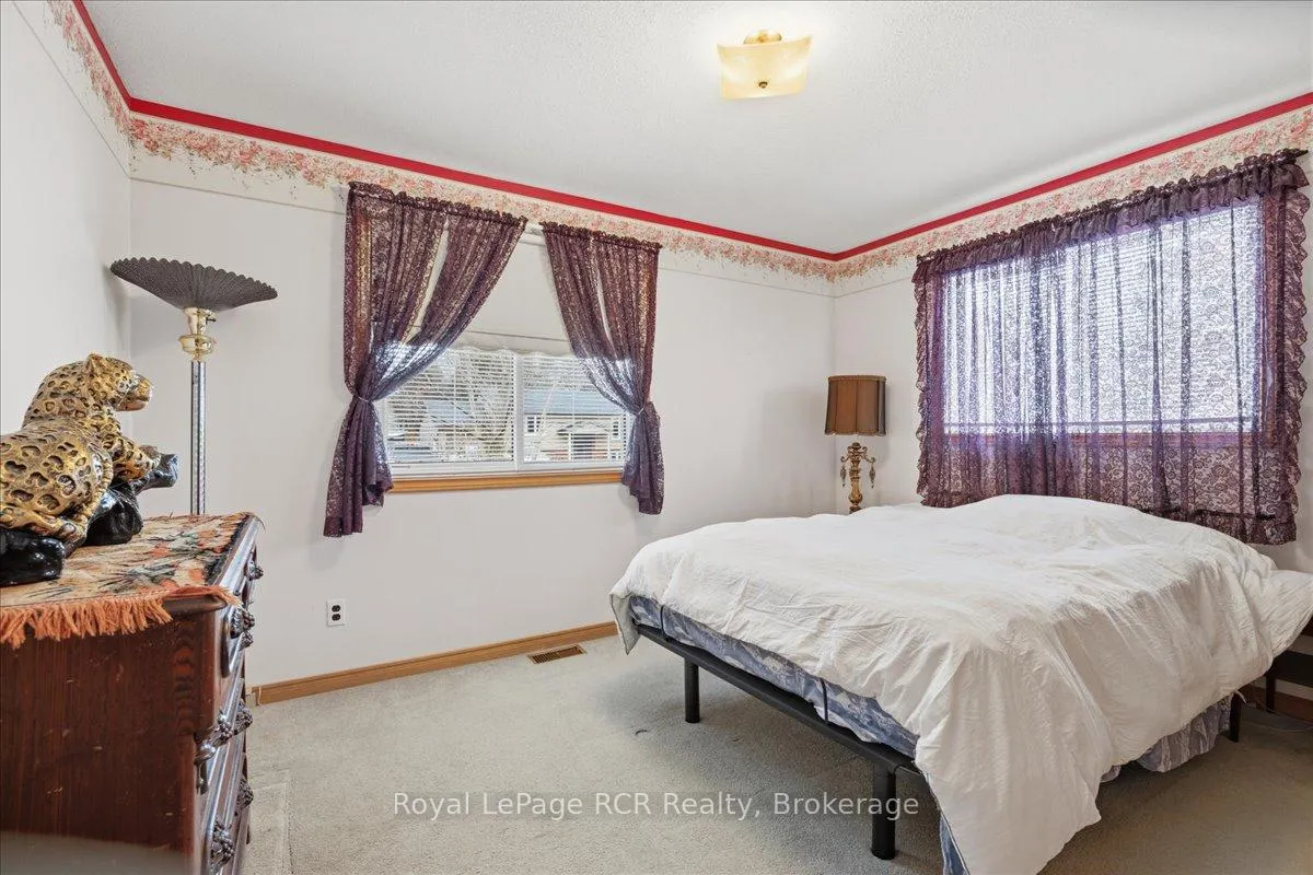 Photo 13 of 207 George Street S, Arran-Elderslie — HOMEH