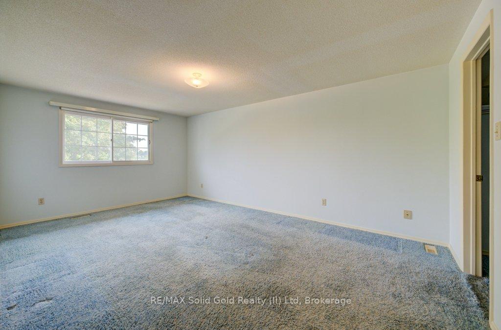 Photo 20 of 71 Ripley Crescent, Kitchener — HOMEH