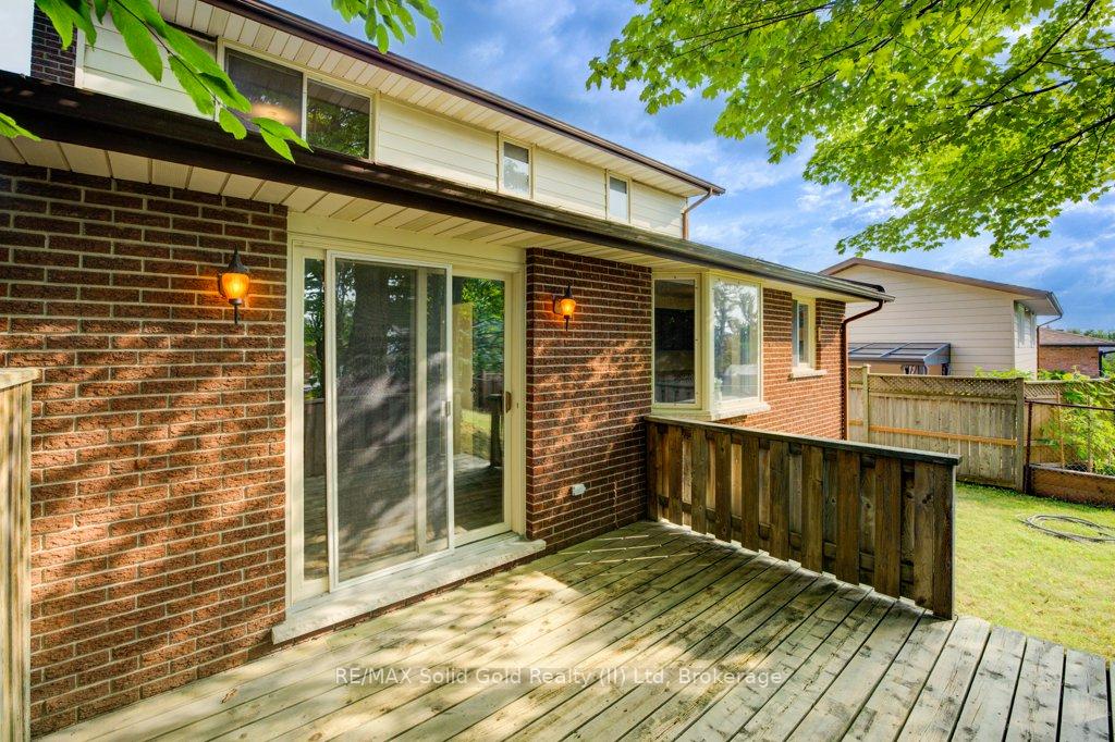 Photo 30 of 71 Ripley Crescent, Kitchener — HOMEH