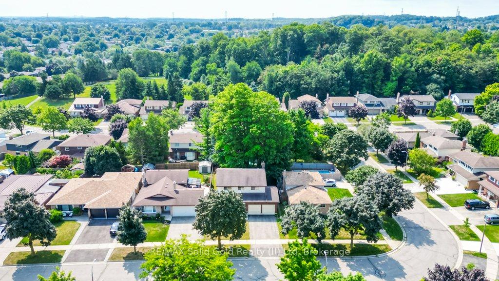 Photo 37 of 71 Ripley Crescent, Kitchener — HOMEH
