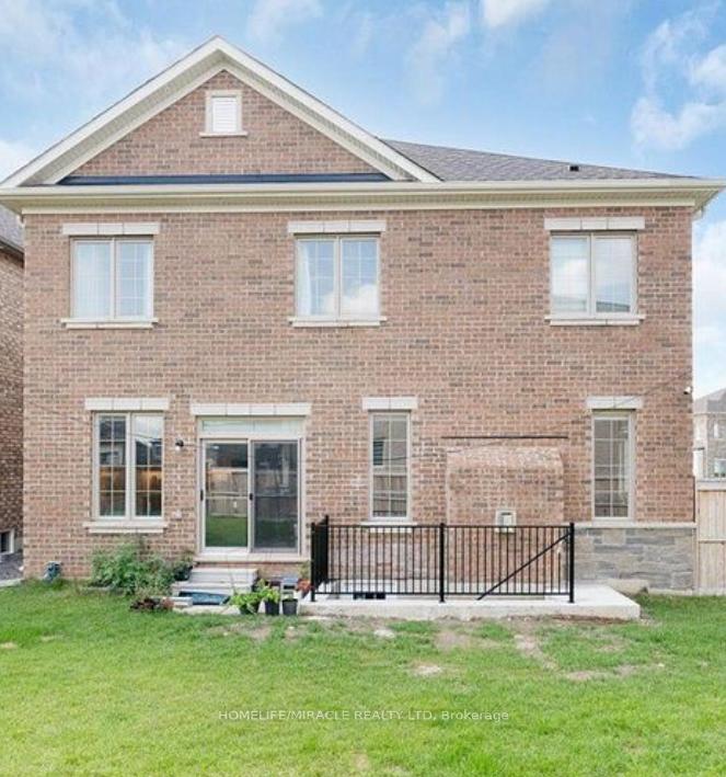 Photo 12 of 220 Great Falls Boulevard, Hamilton, Waterdown — HOMEH