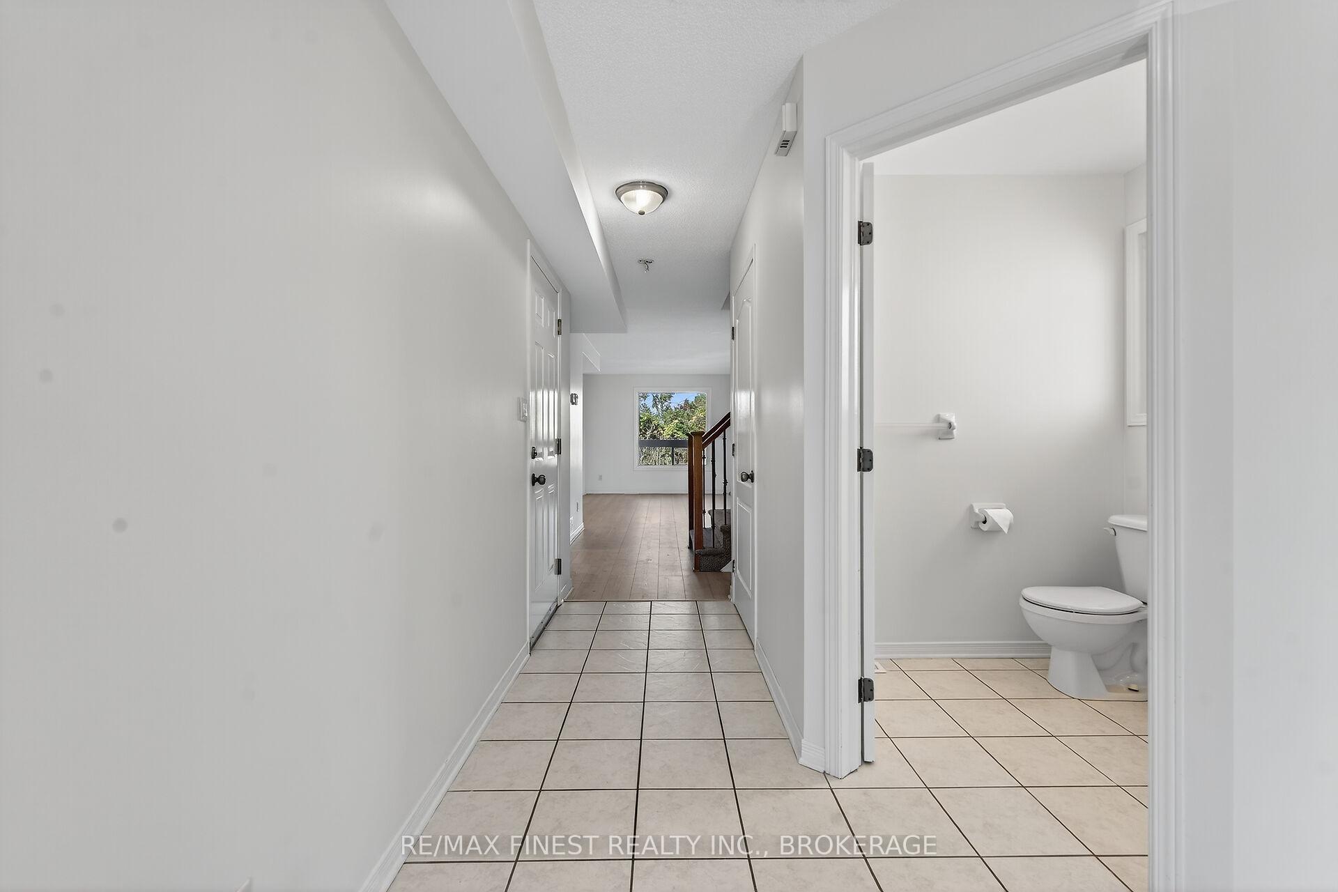 Photo 4 of 992 Bluffwood Avenue, Kingston, Kingston East (Incl Barret Crt) — HOMEH