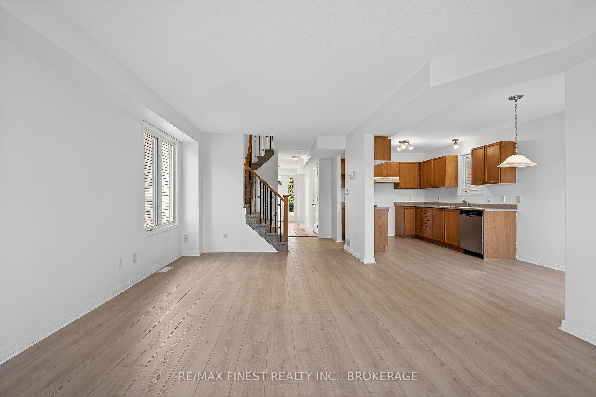Photo 9 of 992 Bluffwood Avenue, Kingston, Kingston East (Incl Barret Crt) — HOMEH
