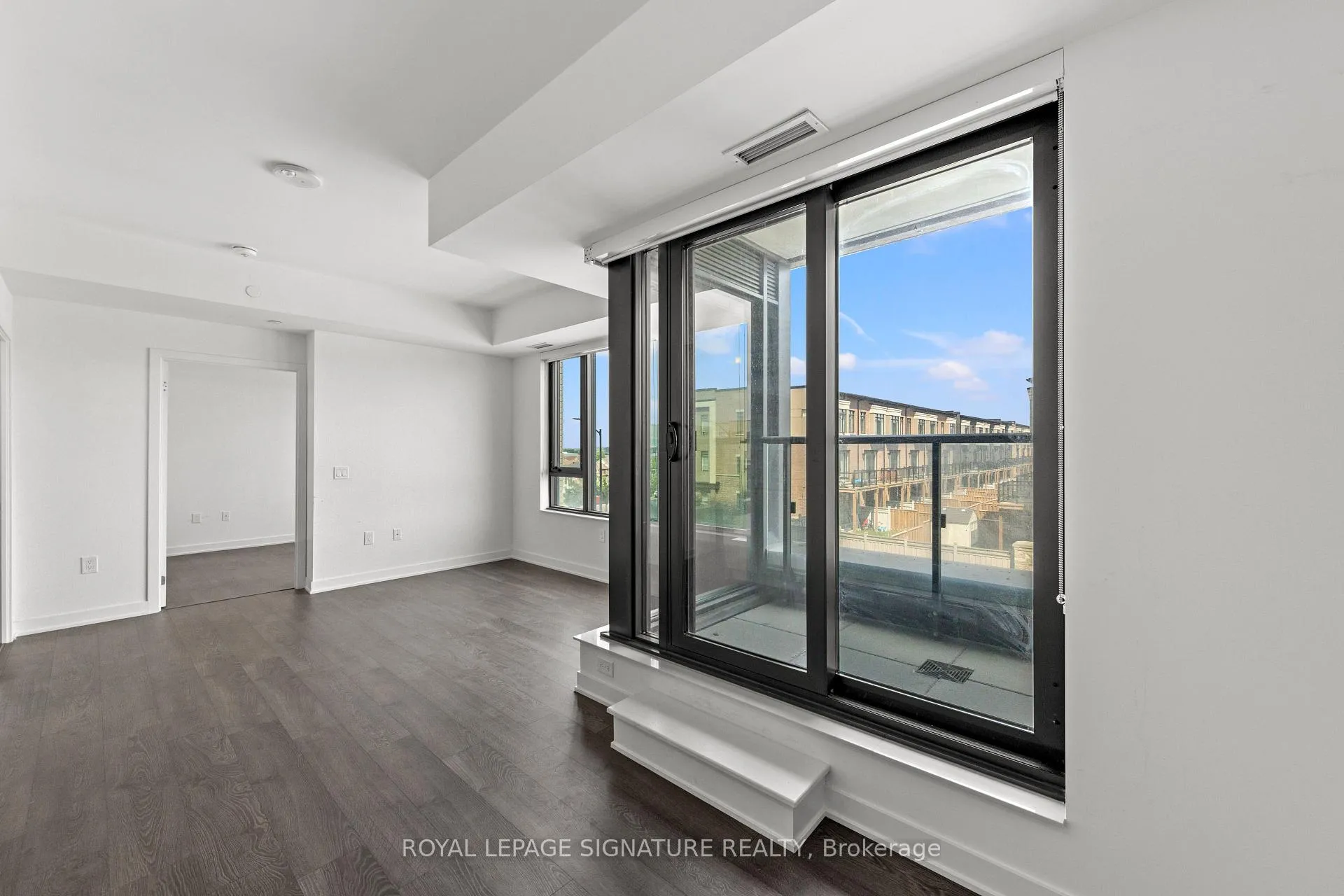 Photo 16 of Unit 207, 120 Eagle Rock Way, Vaughan, Rural Vaughan — HOMEH