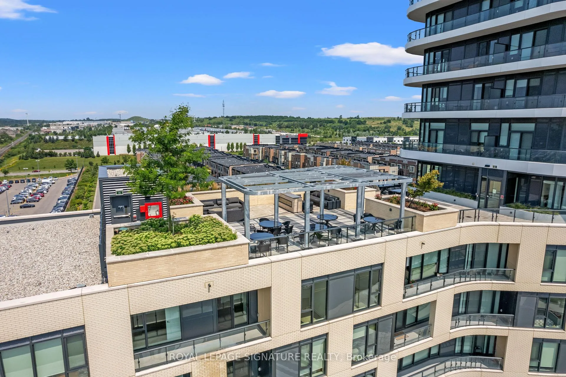 Photo 44 of Unit 207, 120 Eagle Rock Way, Vaughan, Rural Vaughan — HOMEH