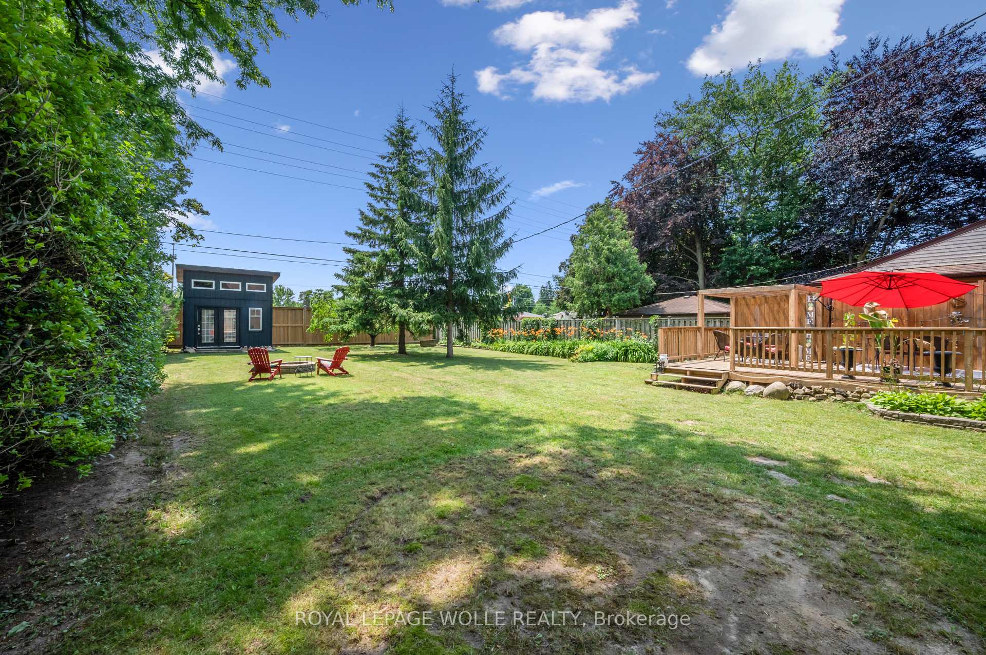 Photo 29 of 36 Craig Drive, Kitchener — HOMEH