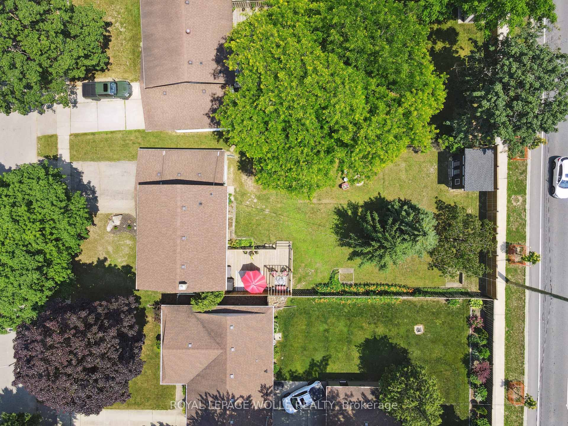 Photo 38 of 36 Craig Drive, Kitchener — HOMEH