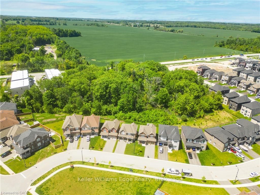 Photo 4 of 1016 Hardy Way, Innisfil, Lefroy — HOMEH
