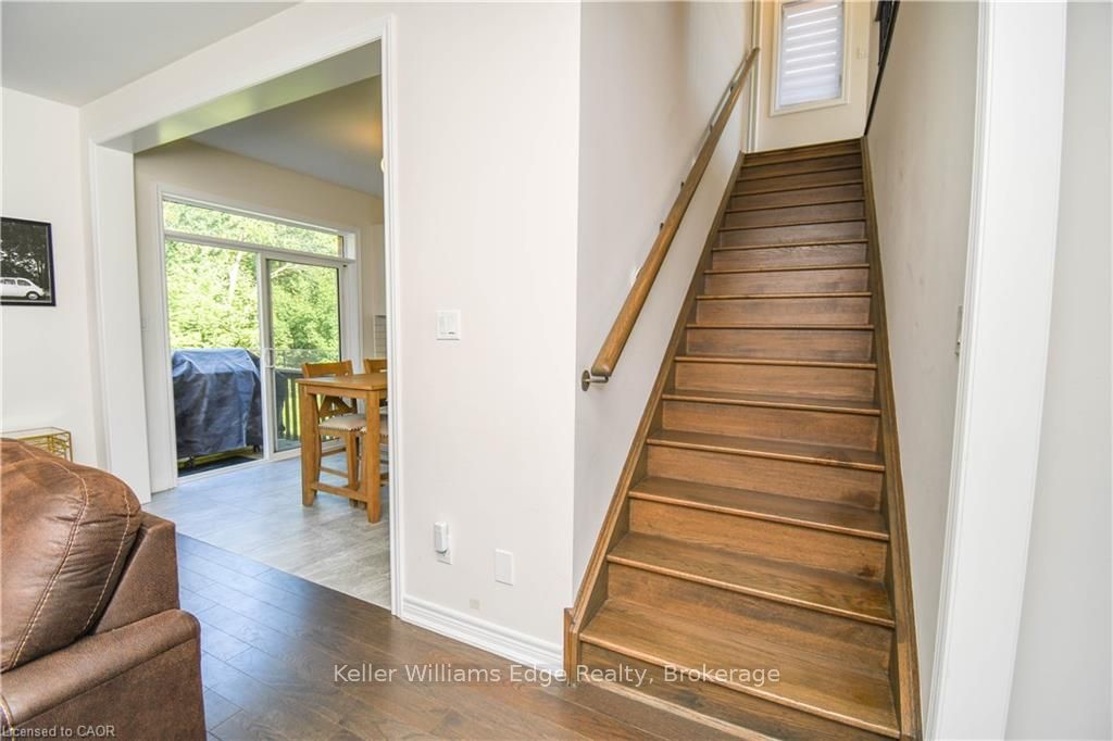 Photo 13 of 1016 Hardy Way, Innisfil, Lefroy — HOMEH