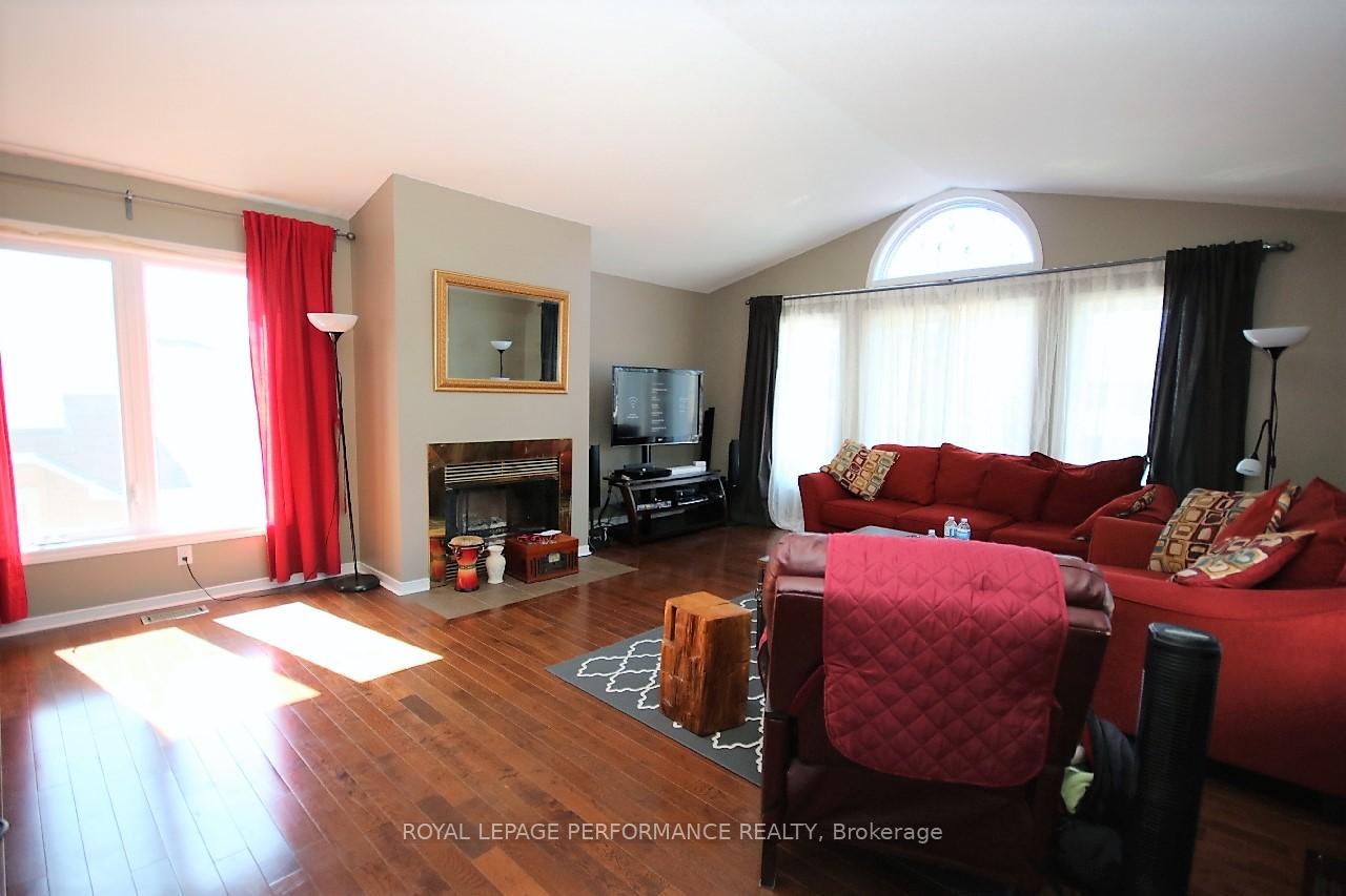 Photo 22 of 16 Inwood Drive, Ottawa, Kanata - Bridlewood — HOMEH