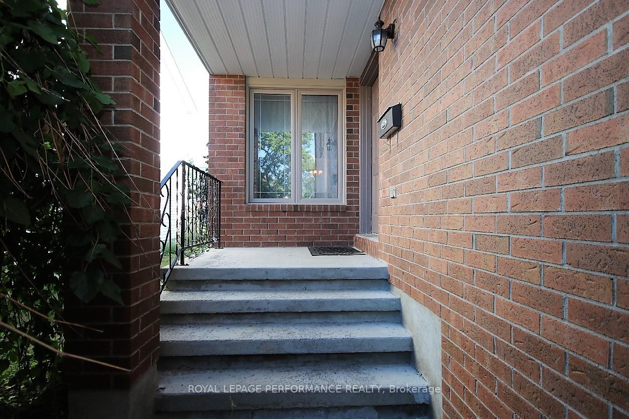 Photo 25 of 16 Inwood Drive, Ottawa, Kanata - Bridlewood — HOMEH