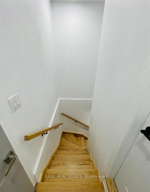 Photo 3 of Unit LOWER, 208 Willowbrook Road, Markham, Aileen-Willowbrook — HOMEH