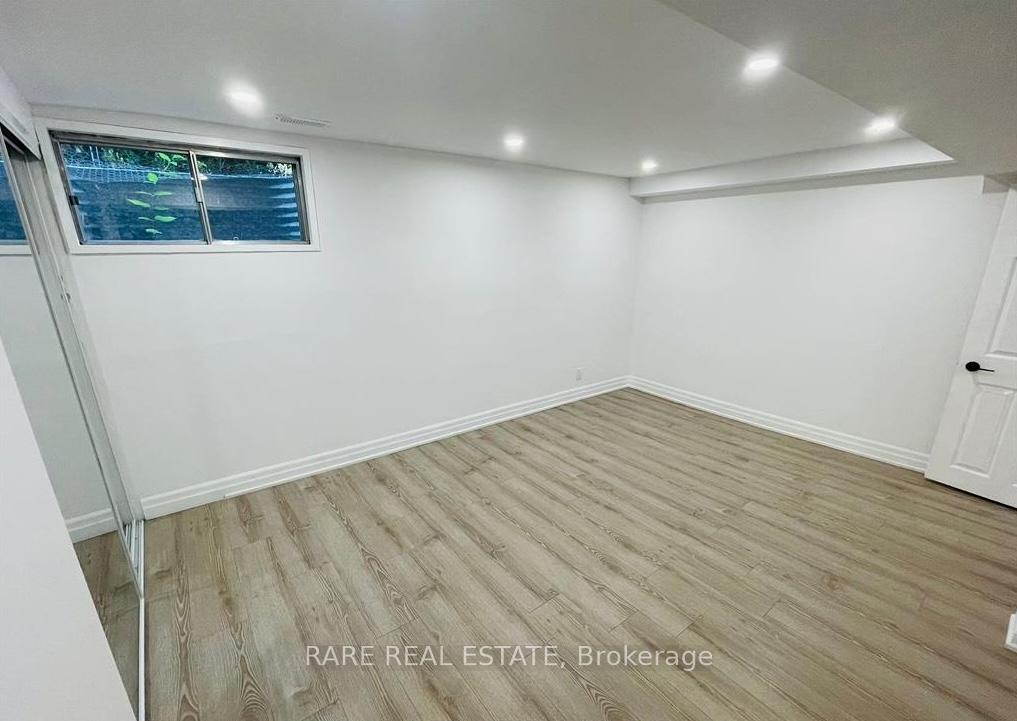 Photo 7 of Unit LOWER, 208 Willowbrook Road, Markham, Aileen-Willowbrook — HOMEH