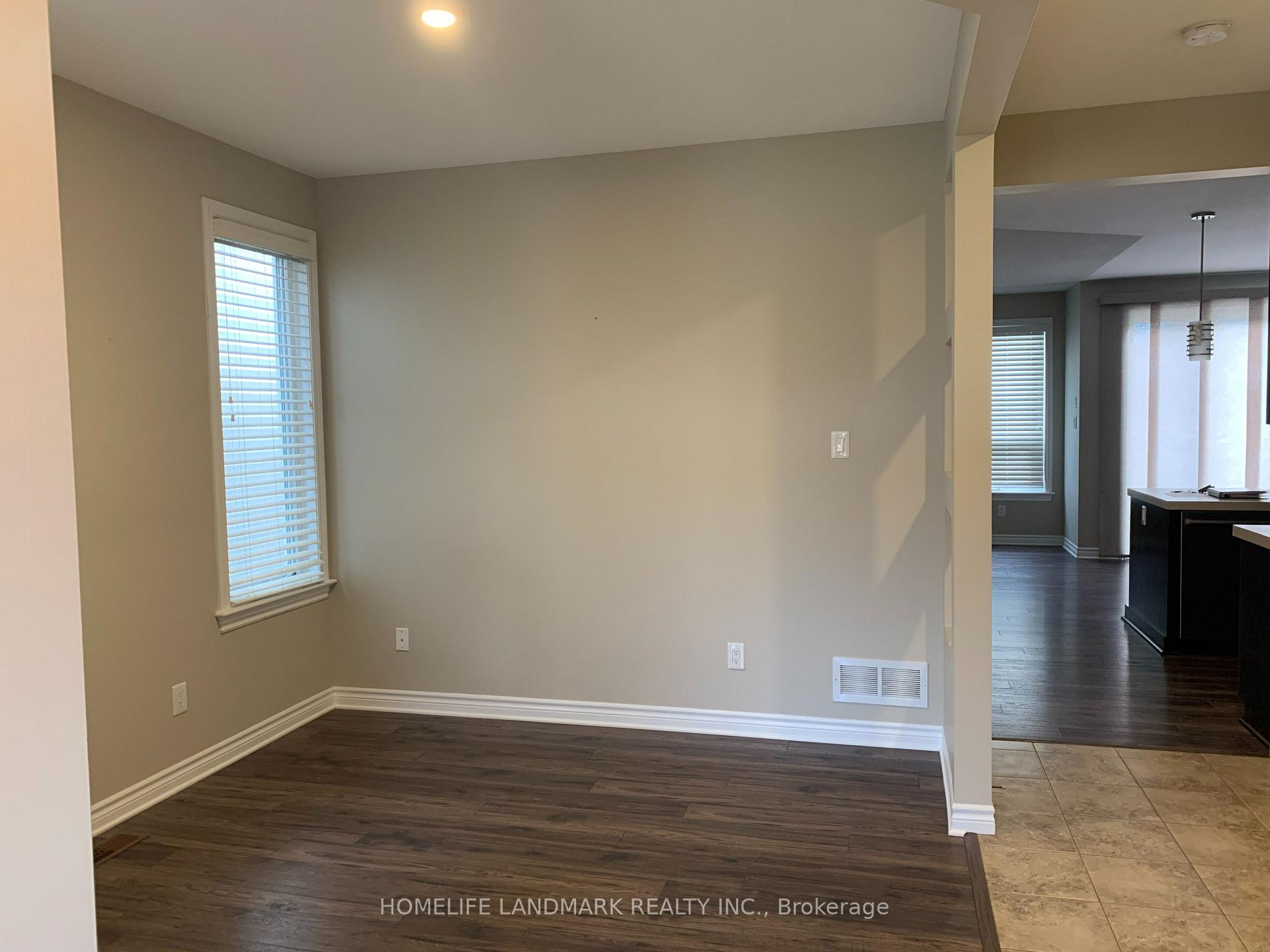 Photo 2 of 134 Tapadero Avenue, Ottawa, Kanata - Emerald Meadows/Trailwest — HOMEH