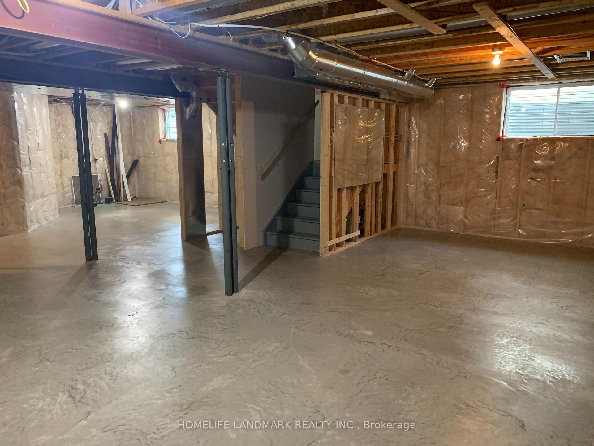 Photo 24 of 134 Tapadero Avenue, Ottawa, Kanata - Emerald Meadows/Trailwest — HOMEH