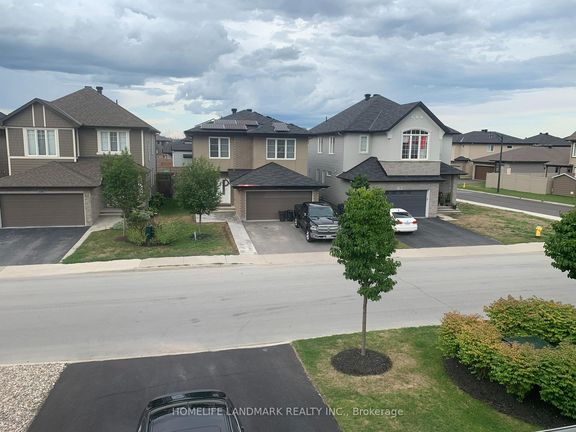Photo 25 of 134 Tapadero Avenue, Ottawa, Kanata - Emerald Meadows/Trailwest — HOMEH