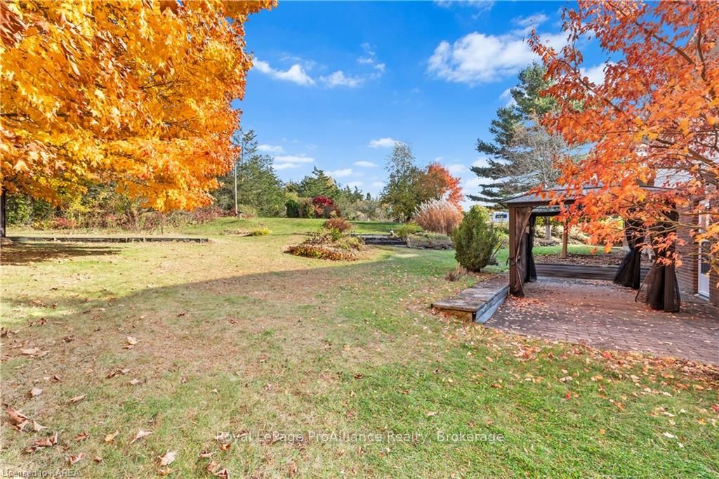 Photo 10 of 240 Somerset Drive, Loyalist, Bath — HOMEH