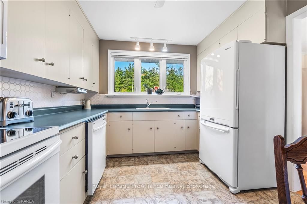 Photo 24 of 240 Somerset Drive, Loyalist, Bath — HOMEH