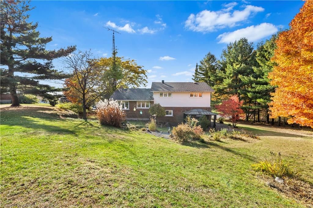 Photo 6 of 240 Somerset Drive, Loyalist, Bath — HOMEH