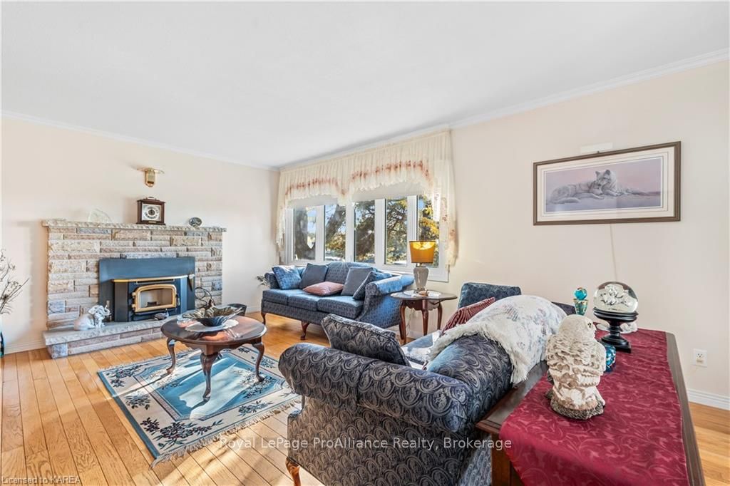 Photo 16 of 240 Somerset Drive, Loyalist, Bath — HOMEH