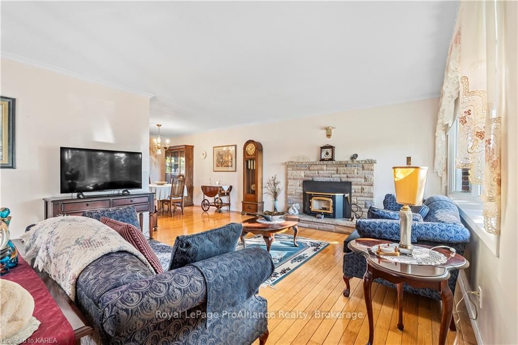 Photo 17 of 240 Somerset Drive, Loyalist, Bath — HOMEH