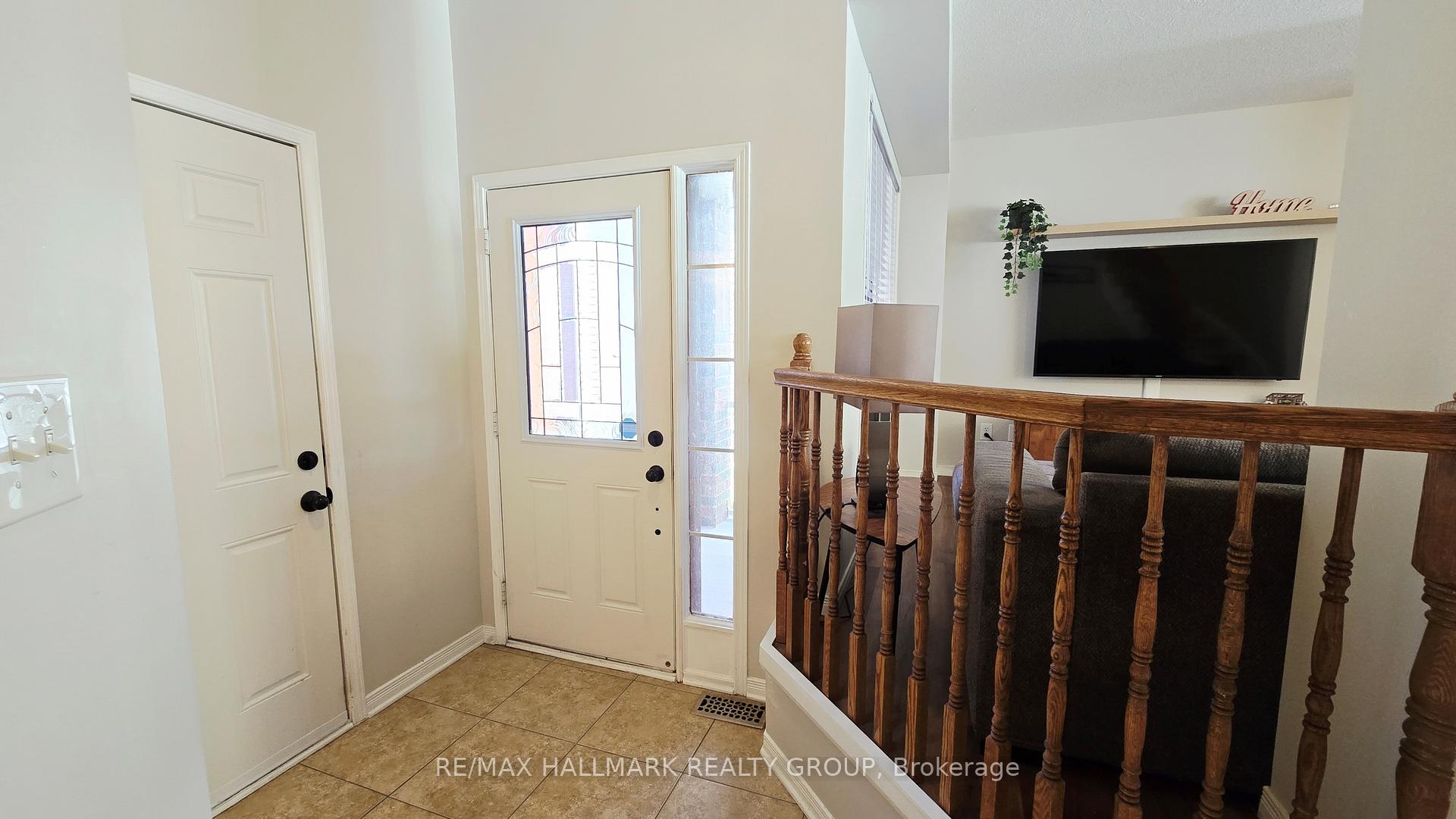 Photo 6 of 992 Klondike Road, Ottawa, Kanata - Morgan's Grant/South March — HOMEH