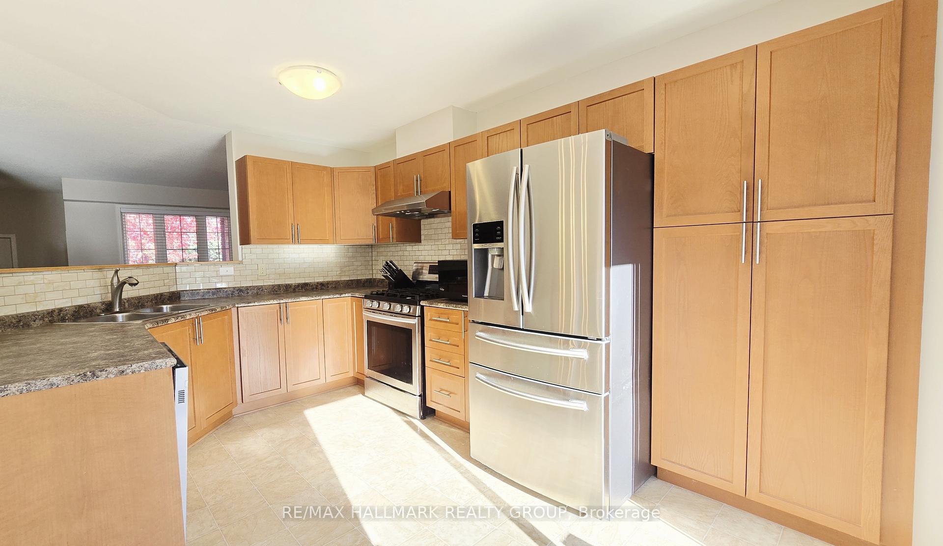 Photo 12 of 992 Klondike Road, Ottawa, Kanata - Morgan's Grant/South March — HOMEH