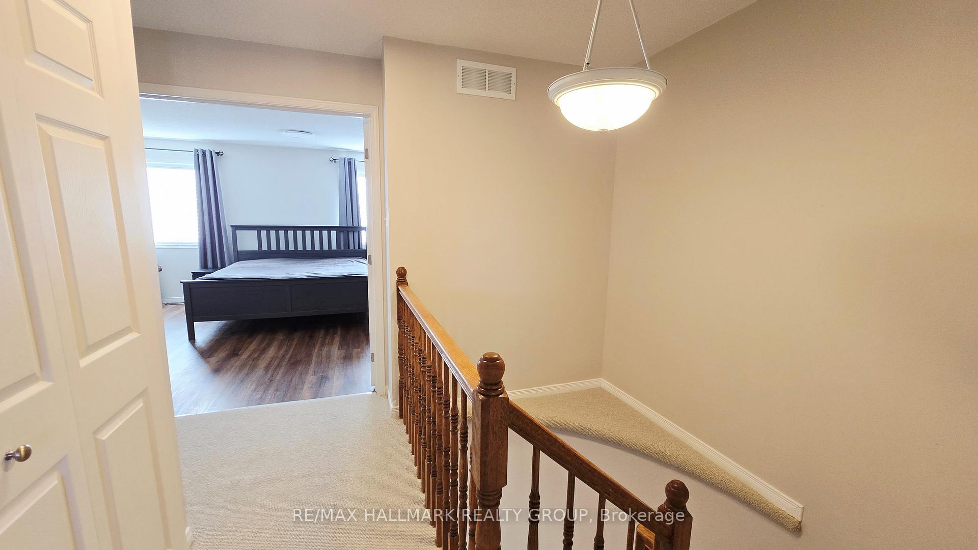 Photo 17 of 992 Klondike Road, Ottawa, Kanata - Morgan's Grant/South March — HOMEH