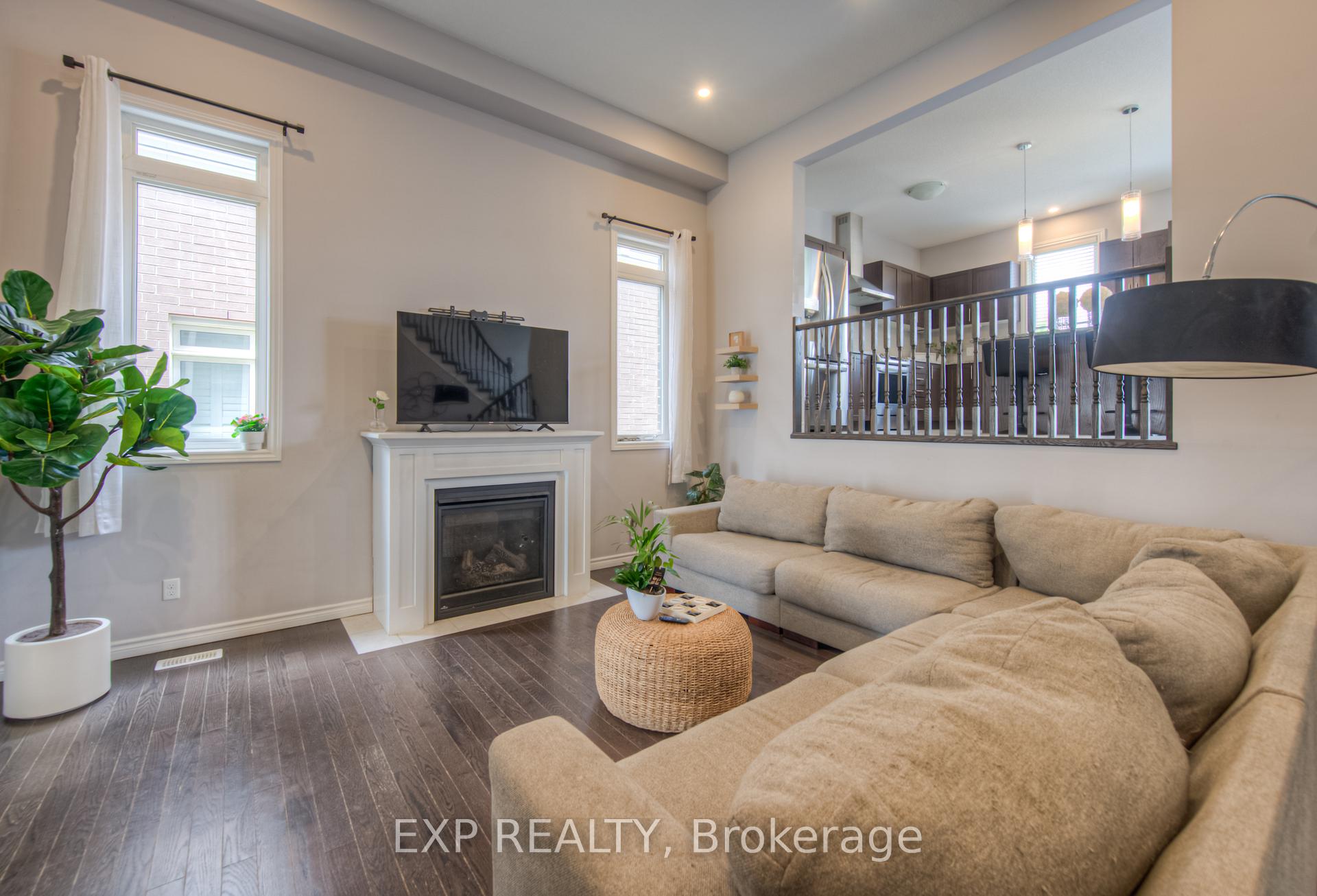 Photo 17 of 55 Saddlebrook Court, Kitchener — HOMEH