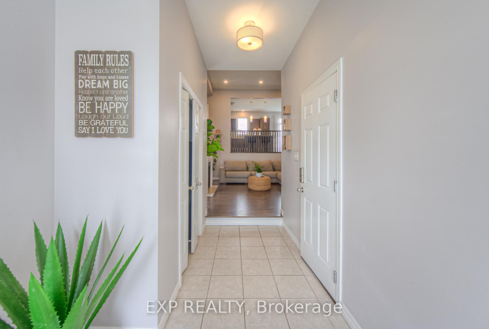 Photo 20 of 55 Saddlebrook Court, Kitchener — HOMEH