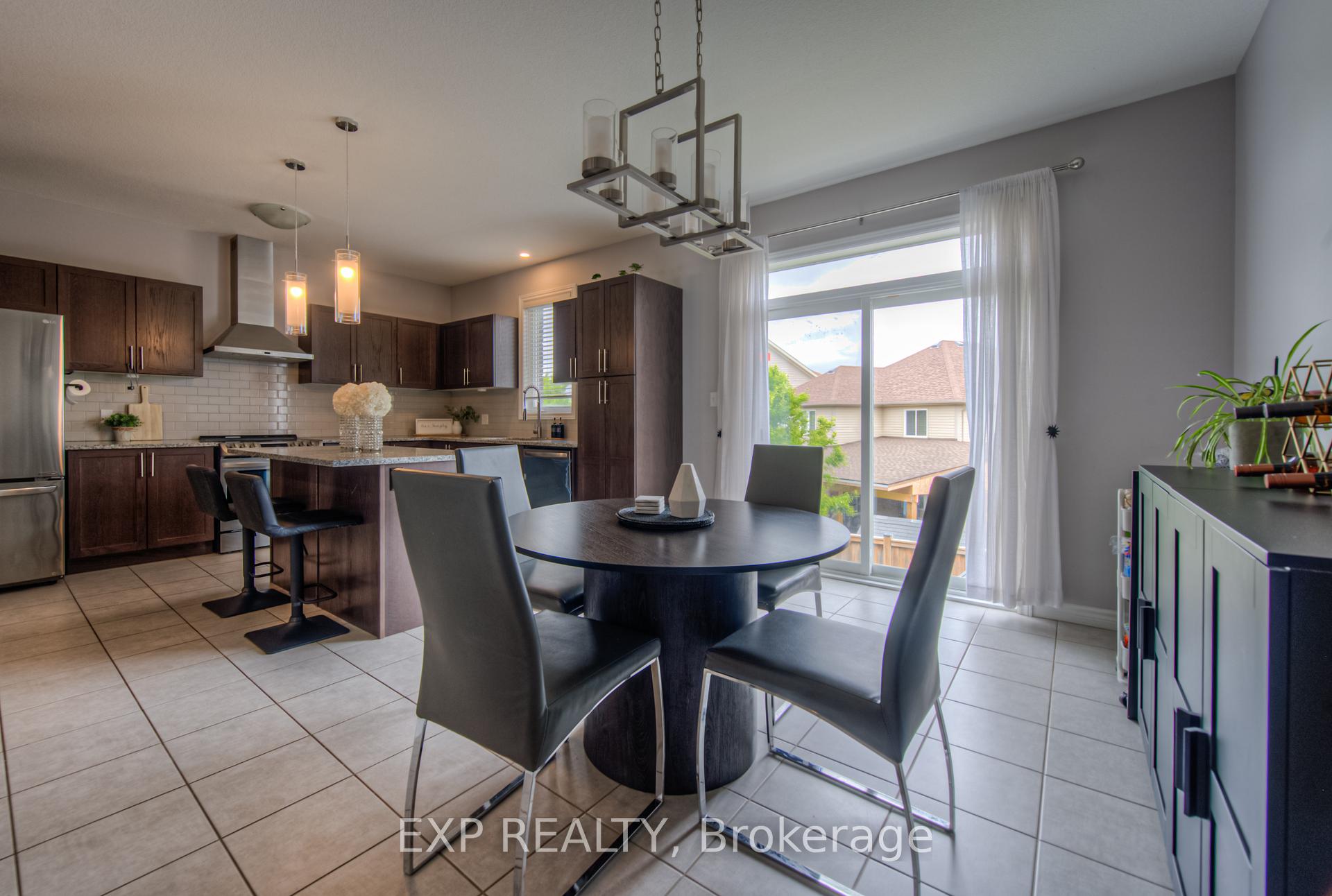 Photo 28 of 55 Saddlebrook Court, Kitchener — HOMEH