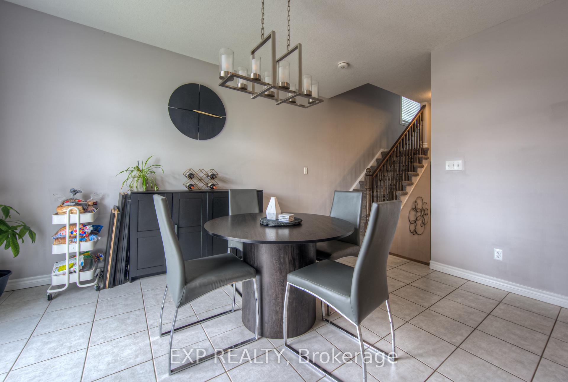 Photo 29 of 55 Saddlebrook Court, Kitchener — HOMEH