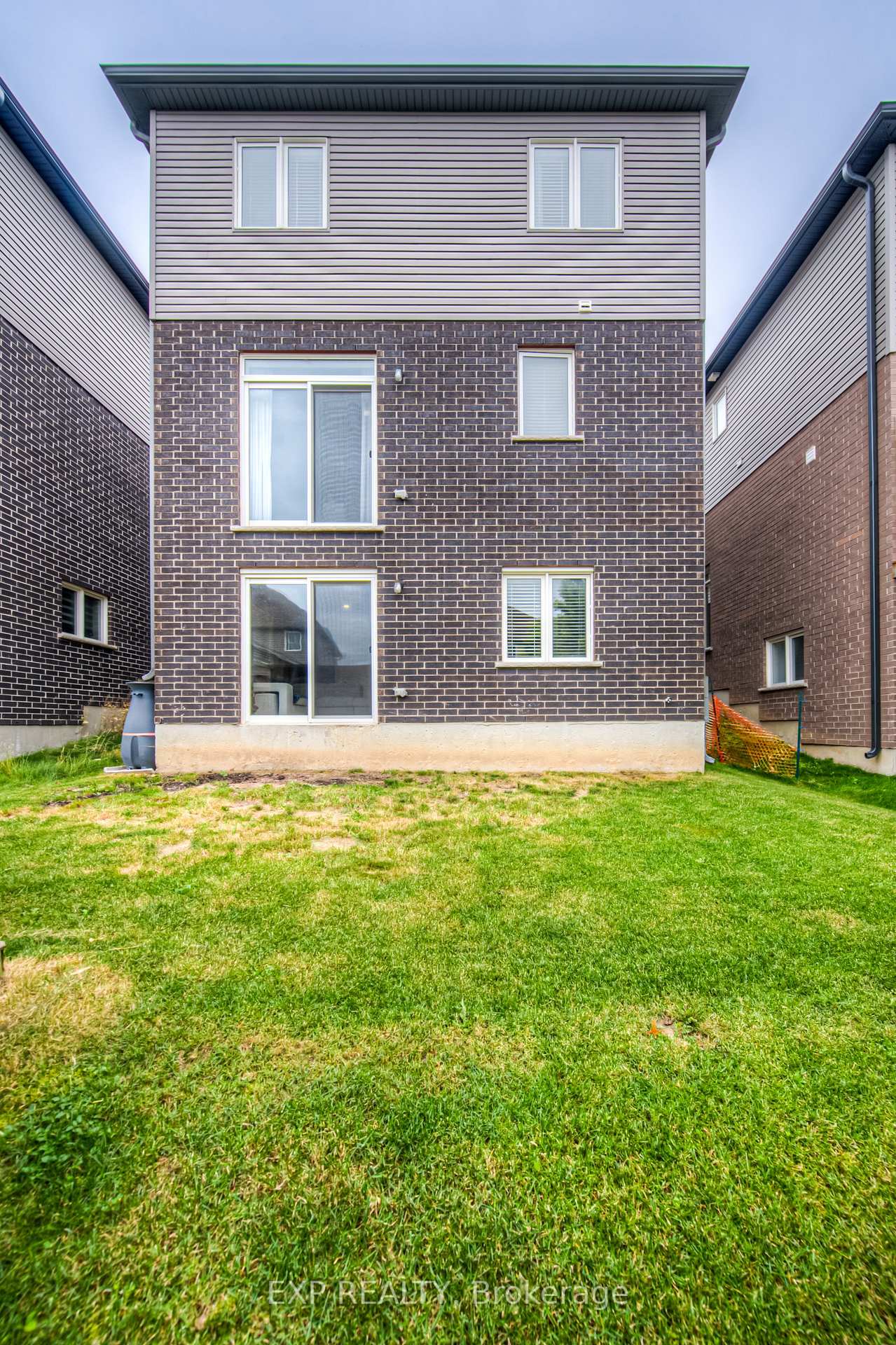 Photo 38 of 55 Saddlebrook Court, Kitchener — HOMEH