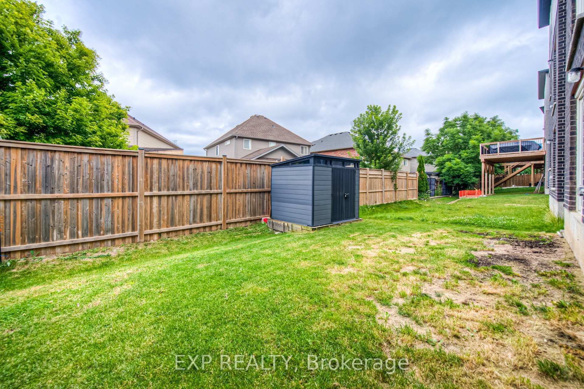 Photo 40 of 55 Saddlebrook Court, Kitchener — HOMEH
