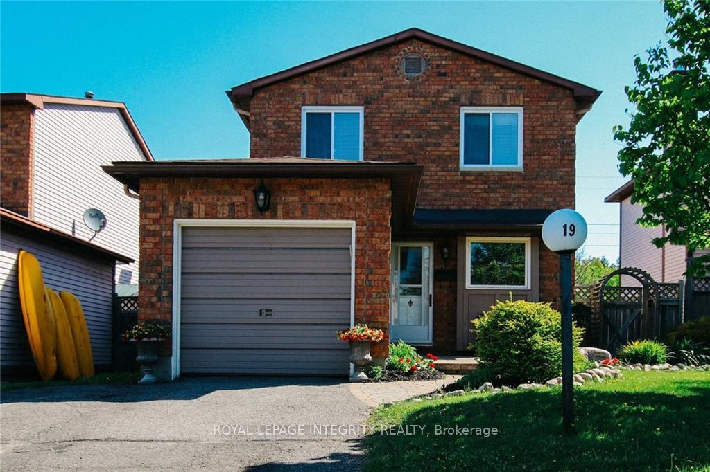 Front of 19 Hewitt Way