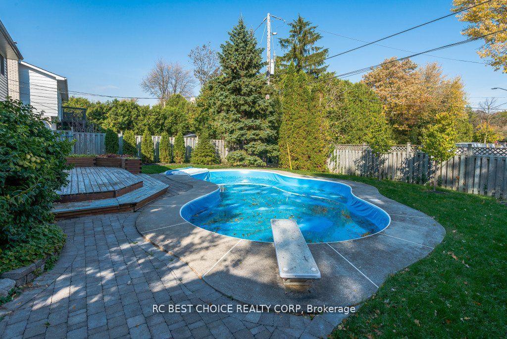 Photo 22 of 11 Emily Carr Street, Markham, Unionville — HOMEH