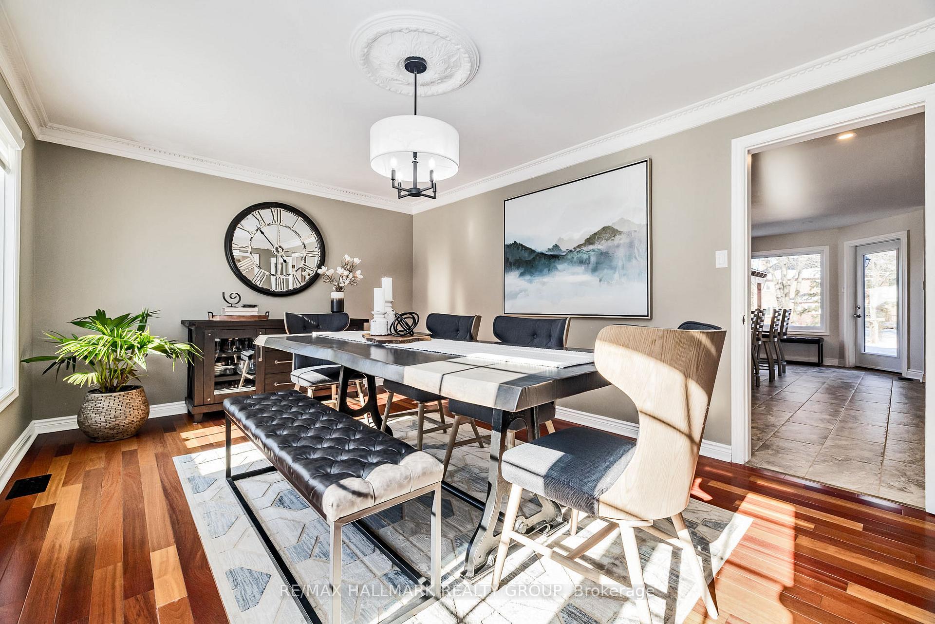 Photo 3 of 1349 Revell Drive, Ottawa, Manotick Village & Manotick Estates — HOMEH