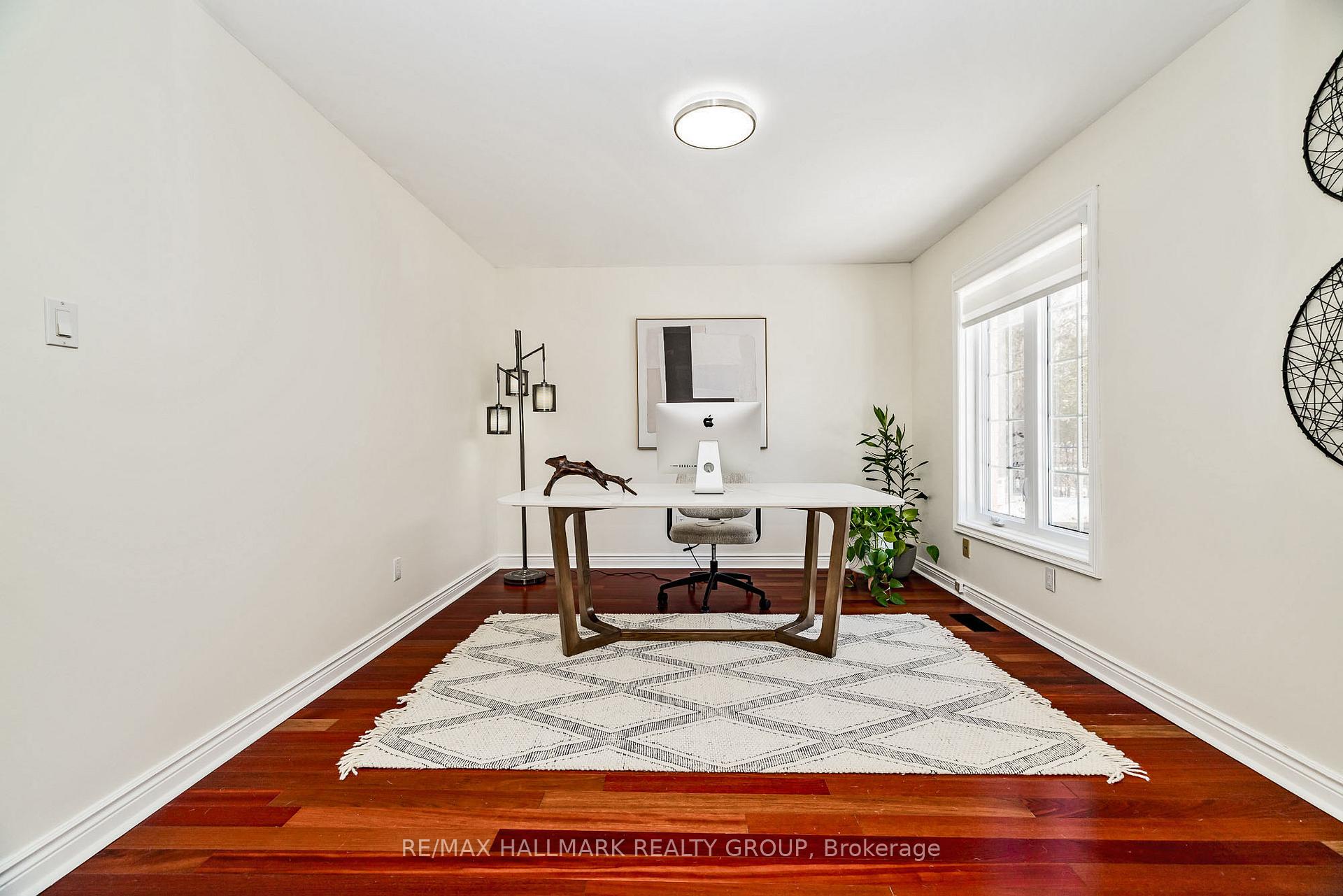 Photo 7 of 1349 Revell Drive, Ottawa, Manotick Village & Manotick Estates — HOMEH