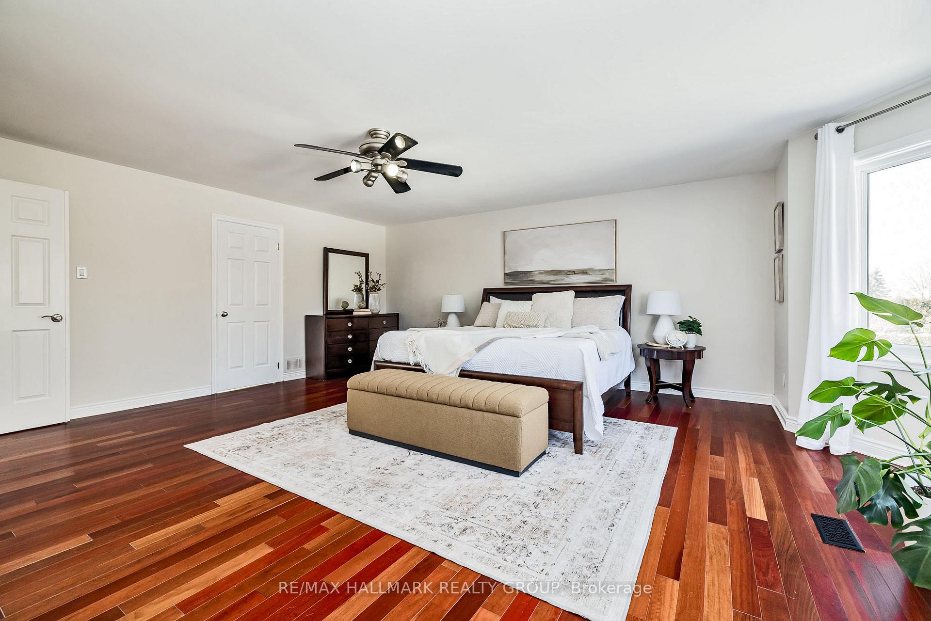 Photo 12 of 1349 Revell Drive, Ottawa, Manotick Village & Manotick Estates — HOMEH