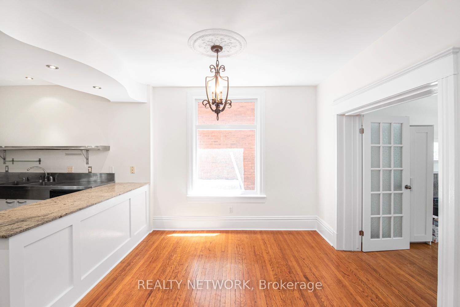 Photo 15 of Unit Main Level, 508 Aberdeen Avenue, Hamilton, Kirkendall — HOMEH
