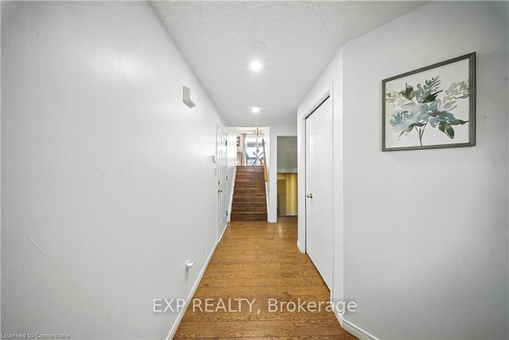 Photo 3 of 15 Corsica Street, Kitchener — HOMEH