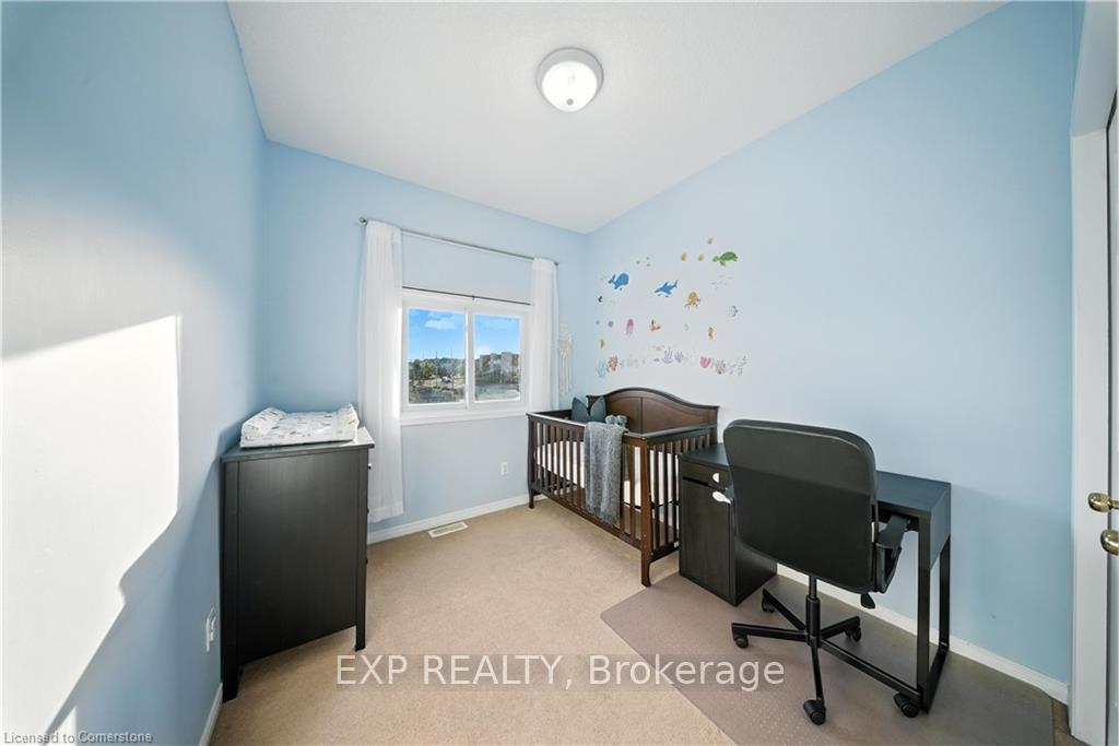 Photo 19 of 15 Corsica Street, Kitchener — HOMEH