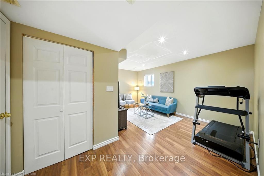 Photo 22 of 15 Corsica Street, Kitchener — HOMEH