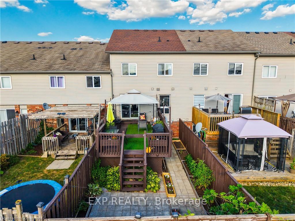 Photo 36 of 15 Corsica Street, Kitchener — HOMEH