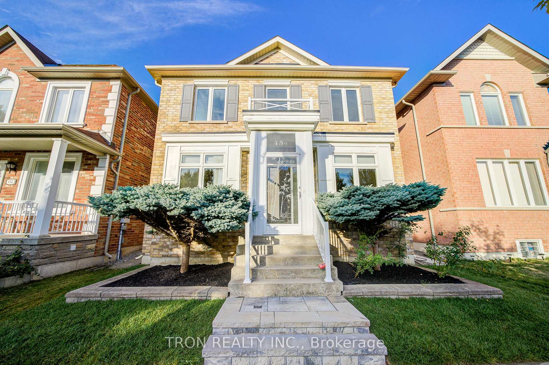Photo 1 of 454 The Bridle Walk, Markham, Berczy — HOMEH