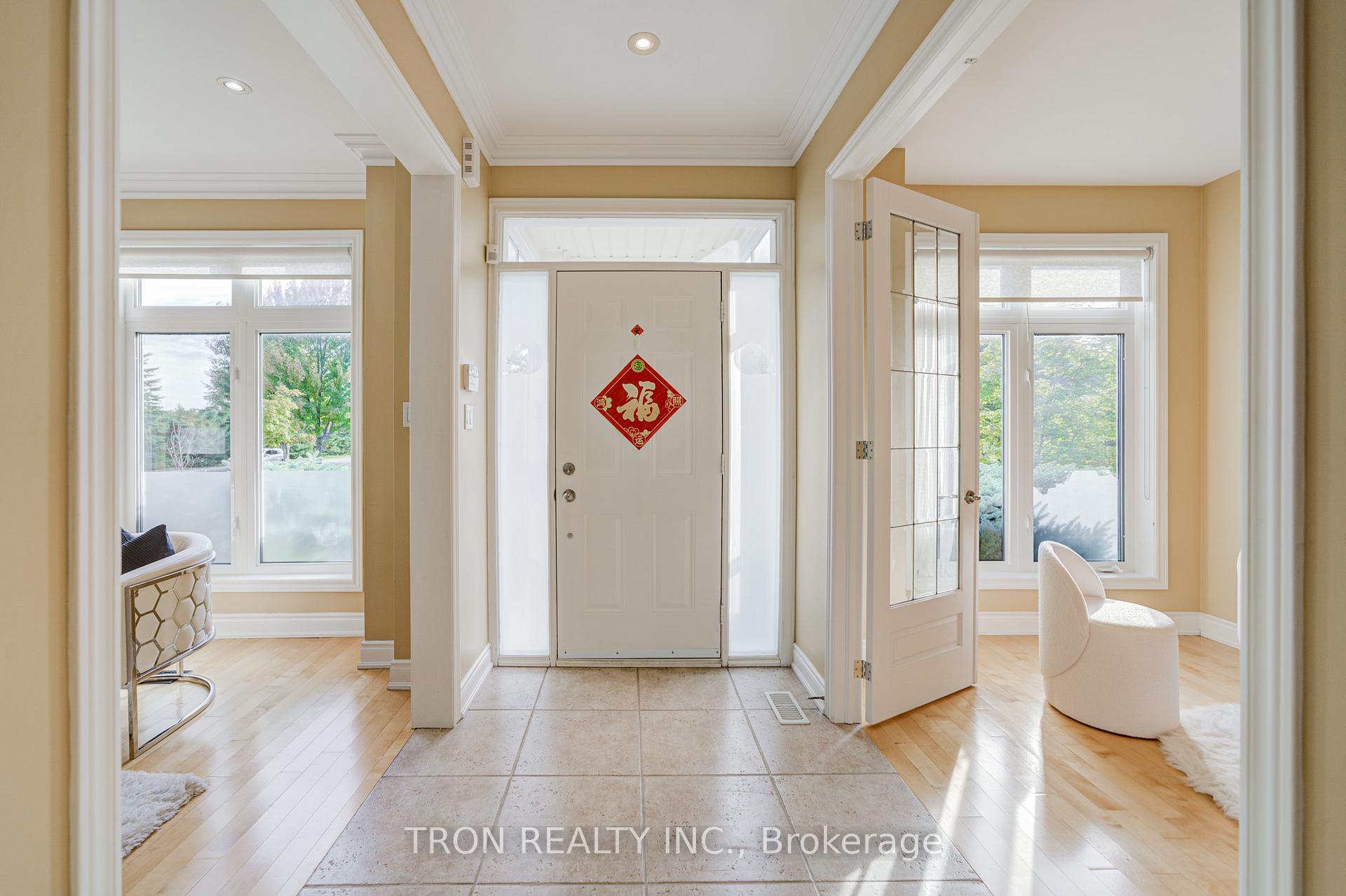 Photo 3 of 454 The Bridle Walk, Markham, Berczy — HOMEH