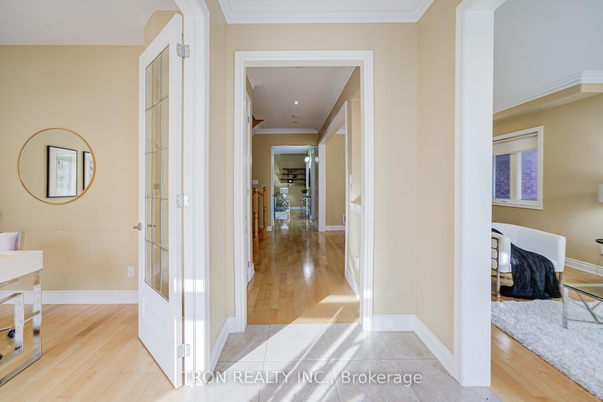 Photo 4 of 454 The Bridle Walk, Markham, Berczy — HOMEH